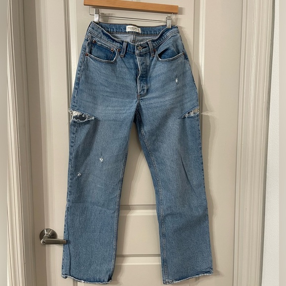 Abercrombie & Fitch Denim - Abercrombie and Fitch The 90s Baggy Low Rise Denim Jeans with side slash detail